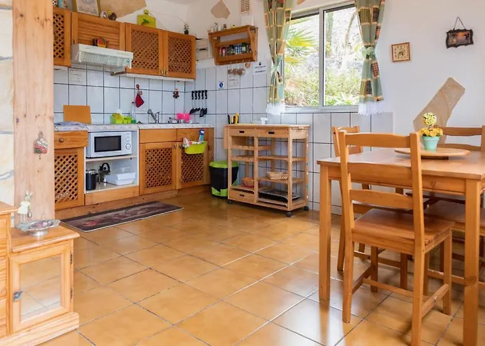 Κατάλυμα σε φάρμα Casa Majores *